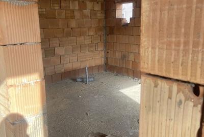 Casă cu 3 camere în Aleșd - 6