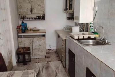 Casă cu 4 camere cu Teren 203 Mp în Central - 8