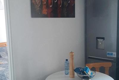 Apartament cu 3 camere decomandat în Central - 4