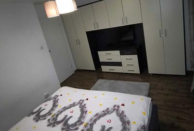 Apartament cu 4 camere decomandat în Central - 8