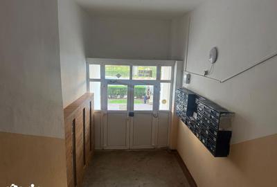 Apartament cu 2 camere decomandat în Central - 2