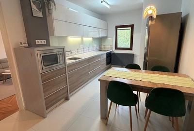Apartament cu 3 camere decomandat în Central - 8