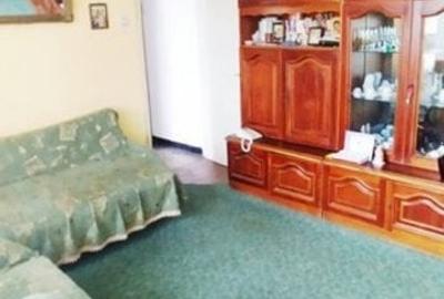 Apartament cu 3 camere semidecomandat în Tineretului