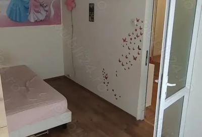 Vand apt. 3 cam., semi-decomandat, Inel 2 - 2