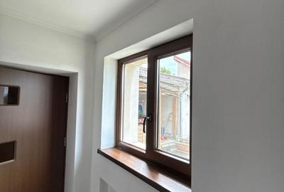 Casă cu 3 camere cu Teren 400 Mp în Central - 10