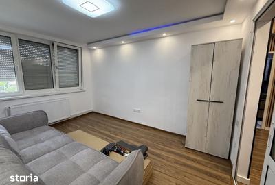 Apartament cu 3 camere decomandat în Central - 2