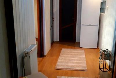 De inchiriat apartament cu 3 camere - 9