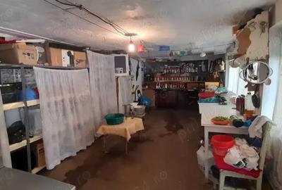 Casă cu 6 camere în Tecuci - 6