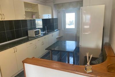 Apartament cu 3 camere decomandat în Tomis III - 14