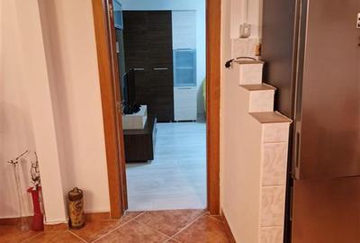 Apartament cu 3 camere decomandat în Dâmbovița - 9