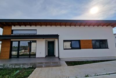 Casă individuală cu 3 camere cu Canalizare în Snagov - 16