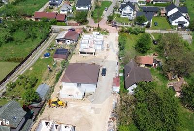 Casă cu 4 camere cu Teren 500 Mp în Central - 4