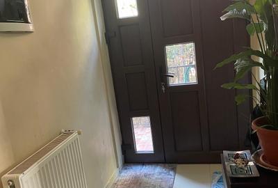Locuință elegantă cu curte amenajată – parter + etaj, în spatele Pieței Delfinul - 21