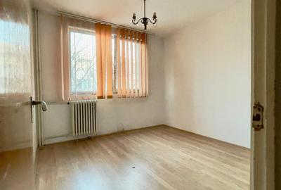 Apartament cu 3 camere decomandat, mobilat în Militari