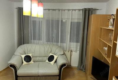 Apartament cu 3 camere semidecomandat în Central - 5
