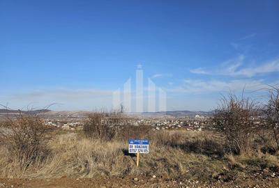 Teren Construcții intravilan de 660 mp, în Est - 1