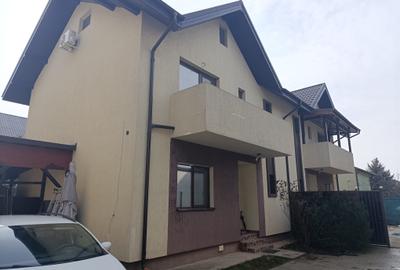 Duplex cu 5 camere cu Canalizare în Prelungirea Ghencea - 1