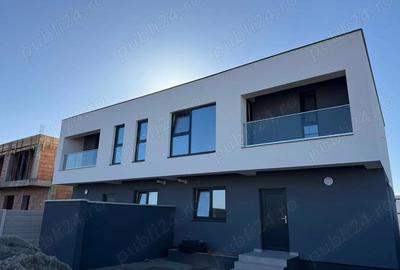 Casă cu 4 camere în Săcălaz - 8