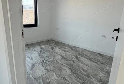 Spațiu comercial, de 50 mp, în Central - 2