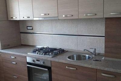 Apartament cu 3 camere nedecomandat în Târgu Cucu - 2
