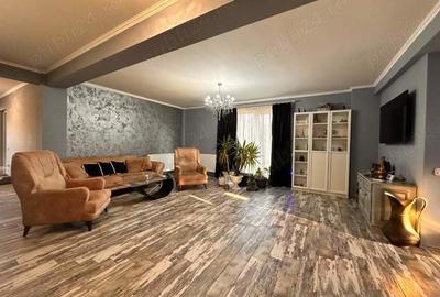 Casă cu 6 camere cu Teren 1412 Mp în Palazu Mare - 2