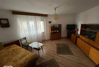 Apartament cu 2 camere decomandat în Bănești - 4