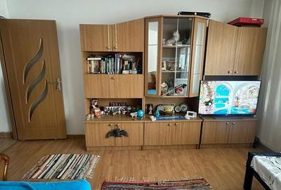 Apartament cu 2 camere decomandat în Dâmbovița