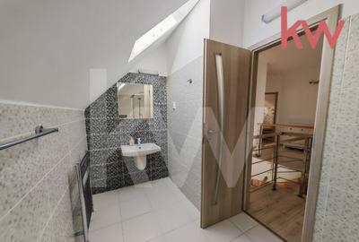 Casă cu 4 camere cu Canalizare în Malu Mare - 11