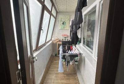 Apartament cu 3 camere semidecomandat în Giulești - 1