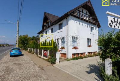 Casă cu 8 camere cu Teren 767 Mp în Dumbrava - 2