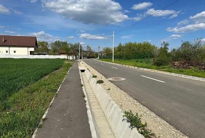 Teren de 2200 mp, în Teiș