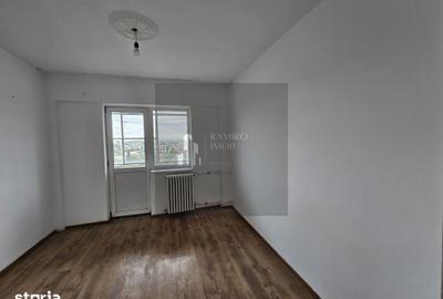 Apartament cu 3 camere decomandat în Giurgiului