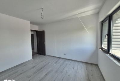 Apartament cu 2 camere decomandat în Rediu