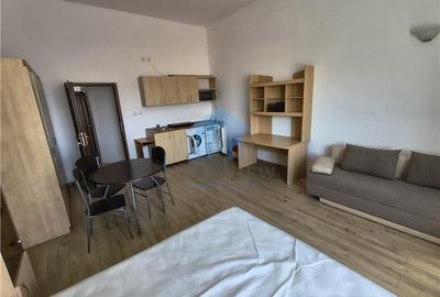 Garsonieră decomandată în Central - 5
