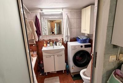 Casă individuală cu 6 camere cu Canalizare în Eroii Revoluției - 9