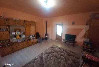 Casă cu 4 camere cu Teren 2500 Mp în Central - 7