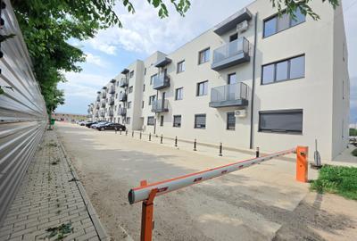 Apartament cu 2 camere semidecomandat în 1 Decembrie