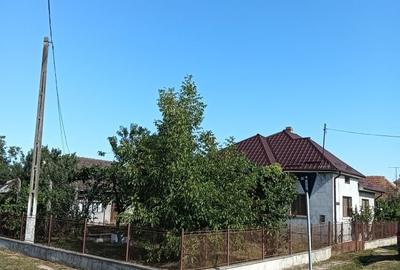 Casă cu 4 camere în Micula - 6