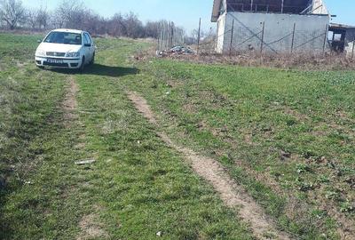 Teren de 22756 mp, în Vânători - 5