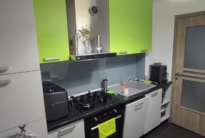 Apartament cu 2 camere semidecomandat, mobilat în Complex Studențesc - 1