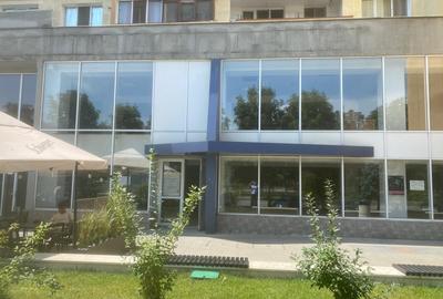 Spațiu comercial, de 583 mp, în Central - 3