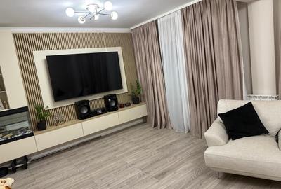Casă cu 4 camere în Central - 1