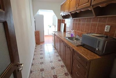 Apartament cu 3 camere decomandat în Burdea - 6