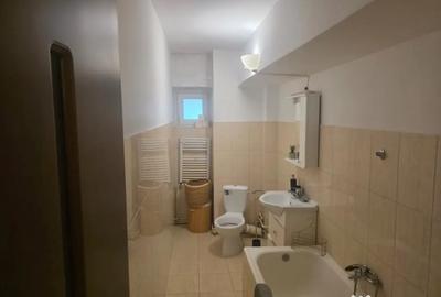 Apartament cu 2 camere decomandat, mobilat în Hala Centrală - 4