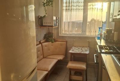 Apartament cu 3 camere decomandat în Ultracentral