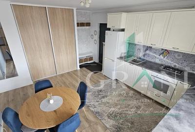 Apartament cu 3 camere semidecomandat, mobilat în Florești