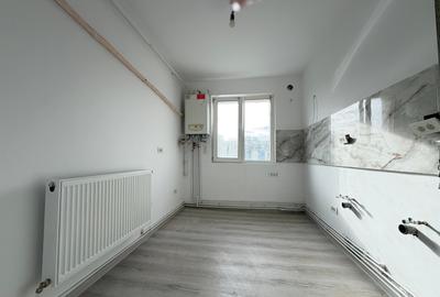 Apartament cu 3 camere decomandat în Șagului