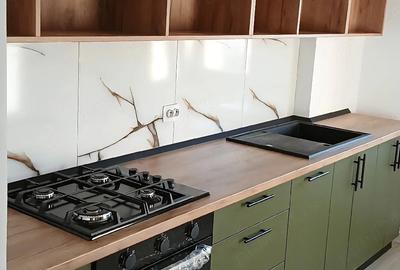 Apartament cu 3 camere decomandat în Gară