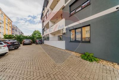 Apartament cu 2 camere semidecomandat, mobilat în UTA - 12