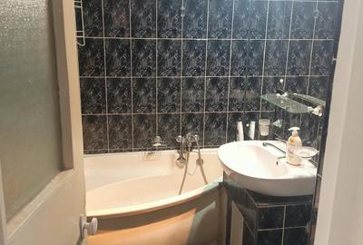 Apartament cu 3 camere decomandat în Central - 6